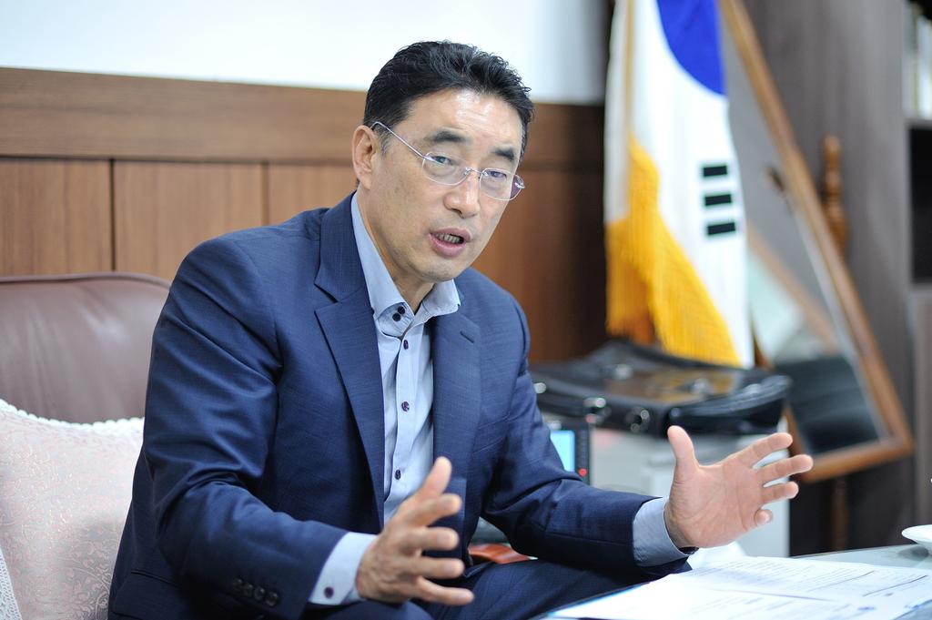 남해군, 동서해저터널 건설 촉구 청원계획 밝혀